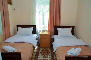 Мотели Narek B&B Горис Двухместный номер с 2 отдельными кроватями-3